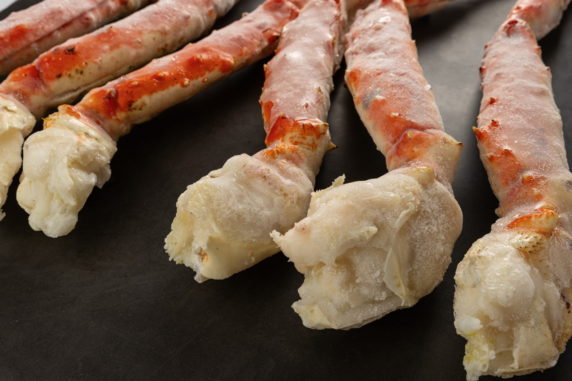 Patas congeladas con glaseado y carne de hombro