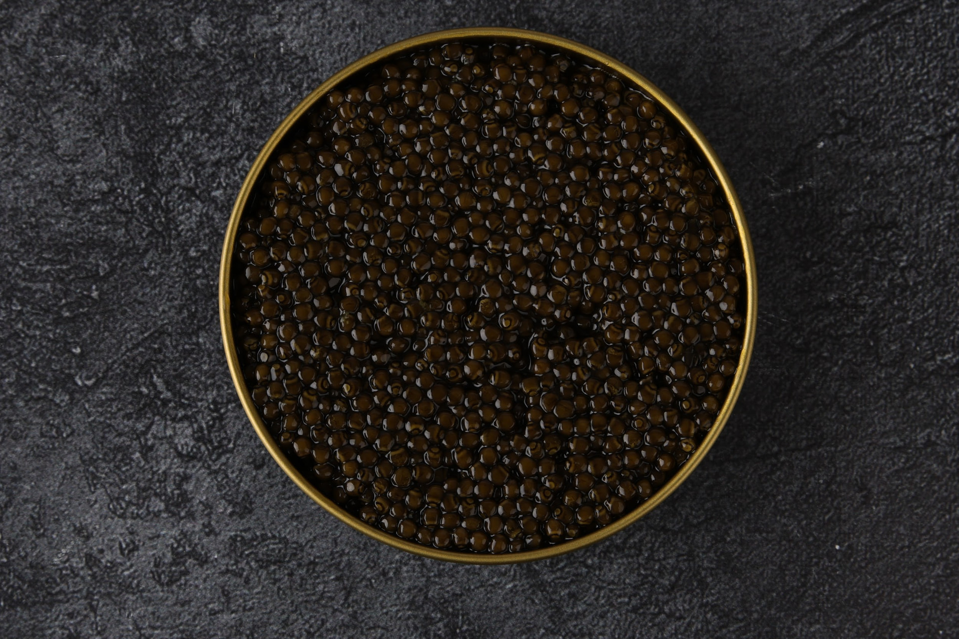 Grano de caviar Kaluga visto desde arriba
